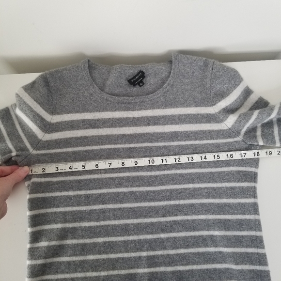 Talbots 100% Cashmere Gray/White Striped Crewneck Sweater Size L - Picture 3 of 11